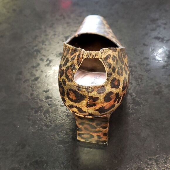 J renee shoes  - Picture 3 of 4